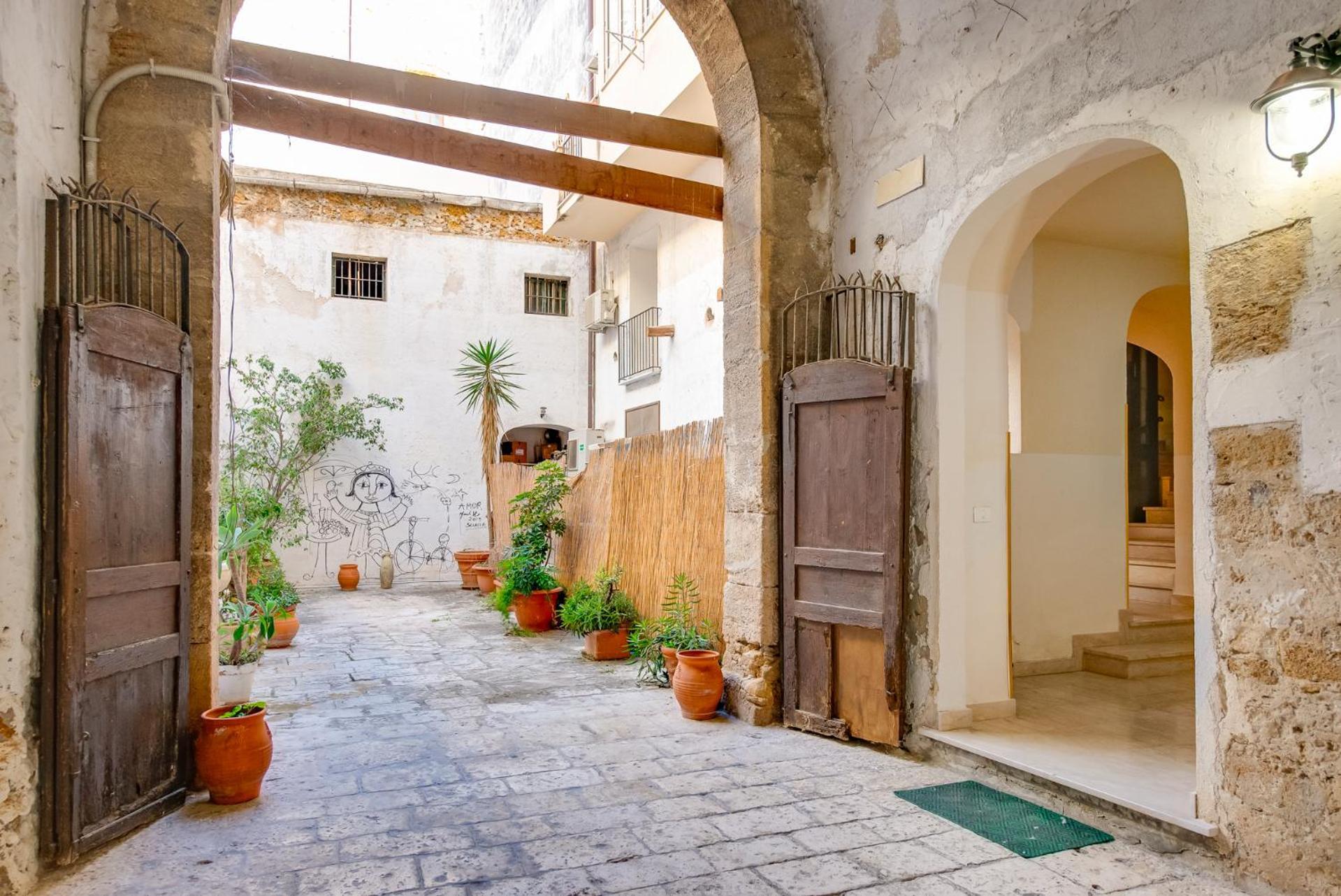 B&B Tommaso Fazello Sciacca Residenza Artistica Dış mekan fotoğraf